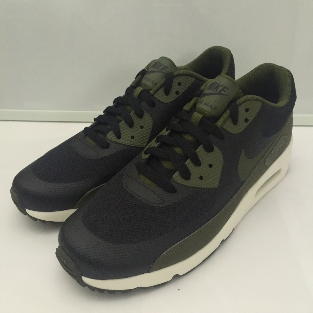 Nike Air Max 90 Ultra 2.0 Essential SZ US MENS 9.5